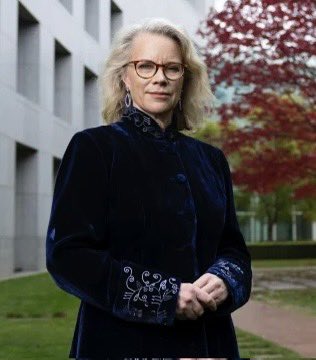 Let’s show Laura Tingle our support.❤️
Like. Share. Repost. 😊
#IStandWithLaura