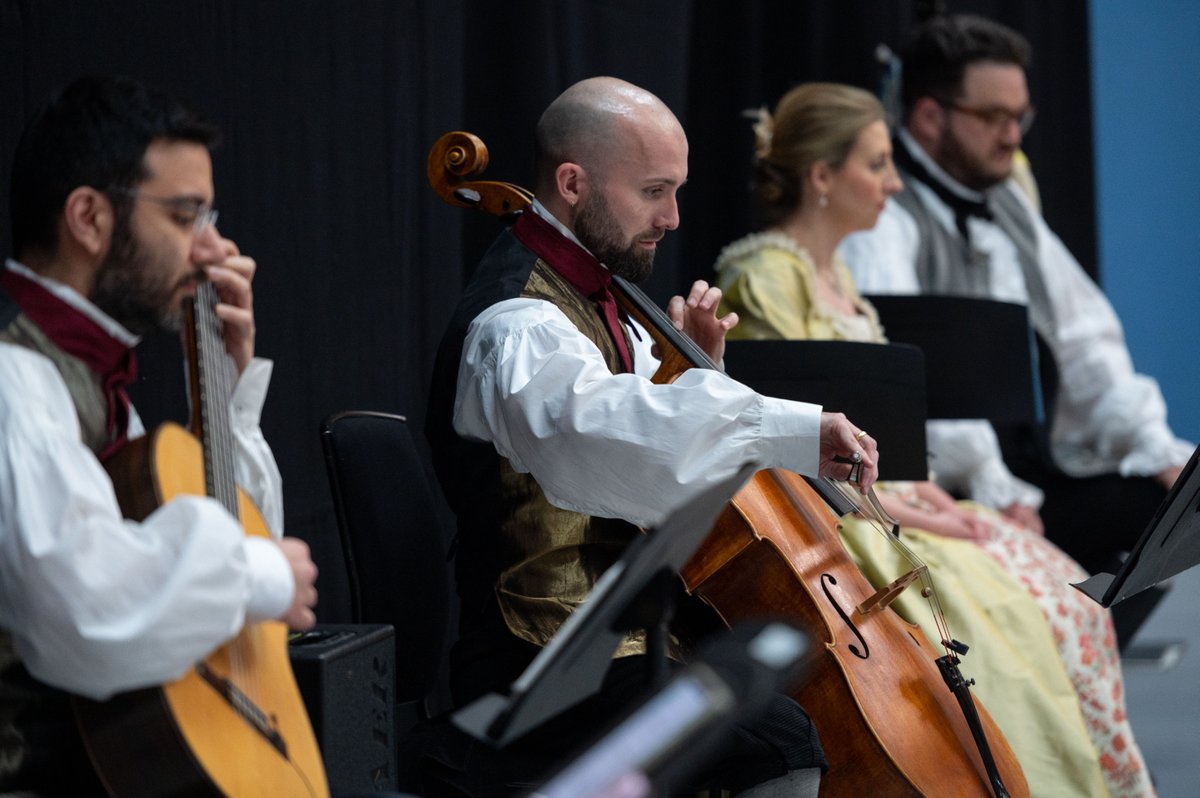 Pop-up opera is now touring in Scotland! 🎭 Audiences can experience the joy of opera on a mini scale with two singers, instrumentalists, a narrator and illustrations:🗡A Little Bit of Don Giovanni | Mozart &amp; 💕A Little Bit of The Merry Widow | Lehár
🎫: tinyurl.com/baruwcsn