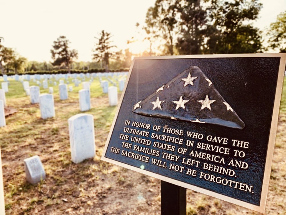 “Those who have long enjoyed such privileges as we enjoy forget in time that men have died to win them.” Franklin D. Roosevelt. Today, on #MemorialDay in America, we remember those who died in service to our close ally and friend the United States.