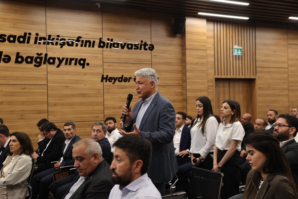 MammadAbbasbey1's tweet image. With the participation of entrepreneurs, we took part in a public discussion at the Baku SMB House about the impact of recent changes in #competition legislation on the #business environment.

We addressed key aspects of the #CompetitionCode aimed at stimulating entrepreneurial