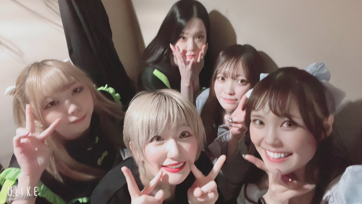 出演者の皆様とお写真📸

・閏-うるう-の愛由梨ちゃん
・衣千華ちゃん
・cosmic★YDKのお2人
・閏-うるう-さんとTheHAREさん

各ALTに📝