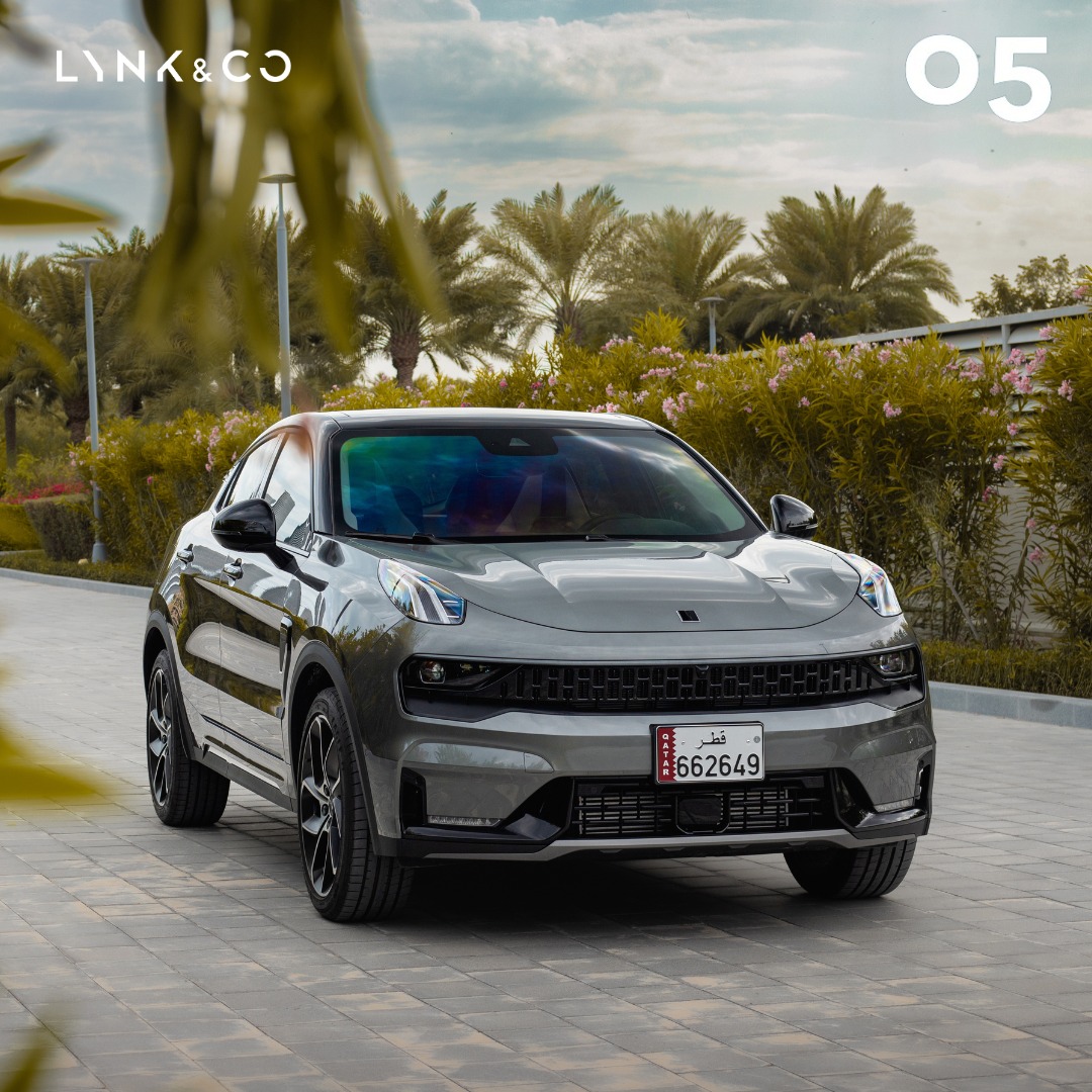 Discover the Lynk & Co 05, featuring the powerful Drive-E 2.0TD T5 Turbo engine with an impressive fuel efficiency of 14.2 KM/L. Available now at Salwa Road, Doha, Qatar. 🚗🌟 For more details, call +974 4040 1499. #LynkCo #DriveE #FuelEfficiency #Doha #Qatar @Lynkcoqa