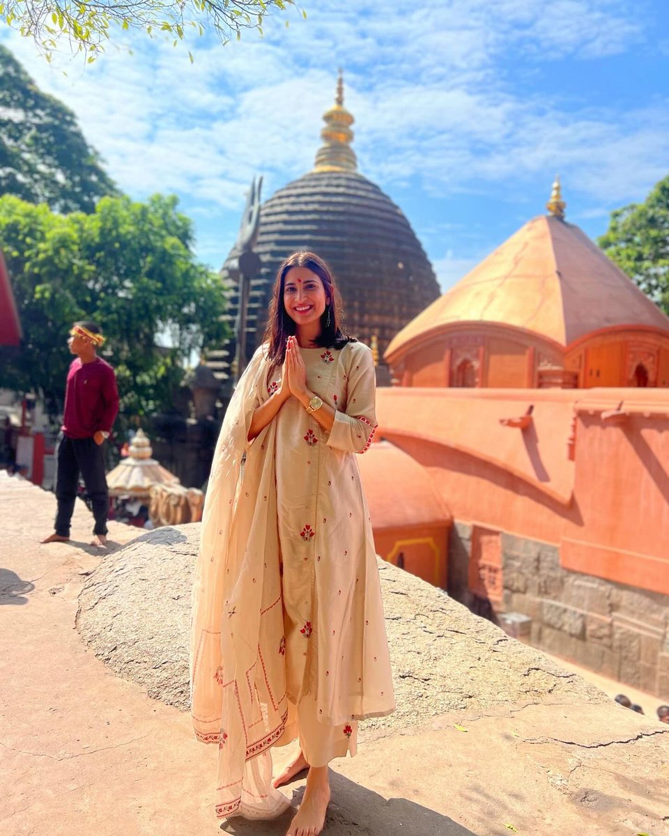 Urban Asian (@urbanasian) on Twitter photo Divine moments captured with <a href="/AahanaKumra/">Aahana Kumra ❤︎❤︎🐣</a> at Kamakhya Devi Temple. 🌹🌿 #AahanaKumra Divine moments captured with <a href="/AahanaKumra/">Aahana Kumra ❤︎❤︎🐣</a> at Kamakhya Devi Temple. 🌹🌿 #AahanaKumra