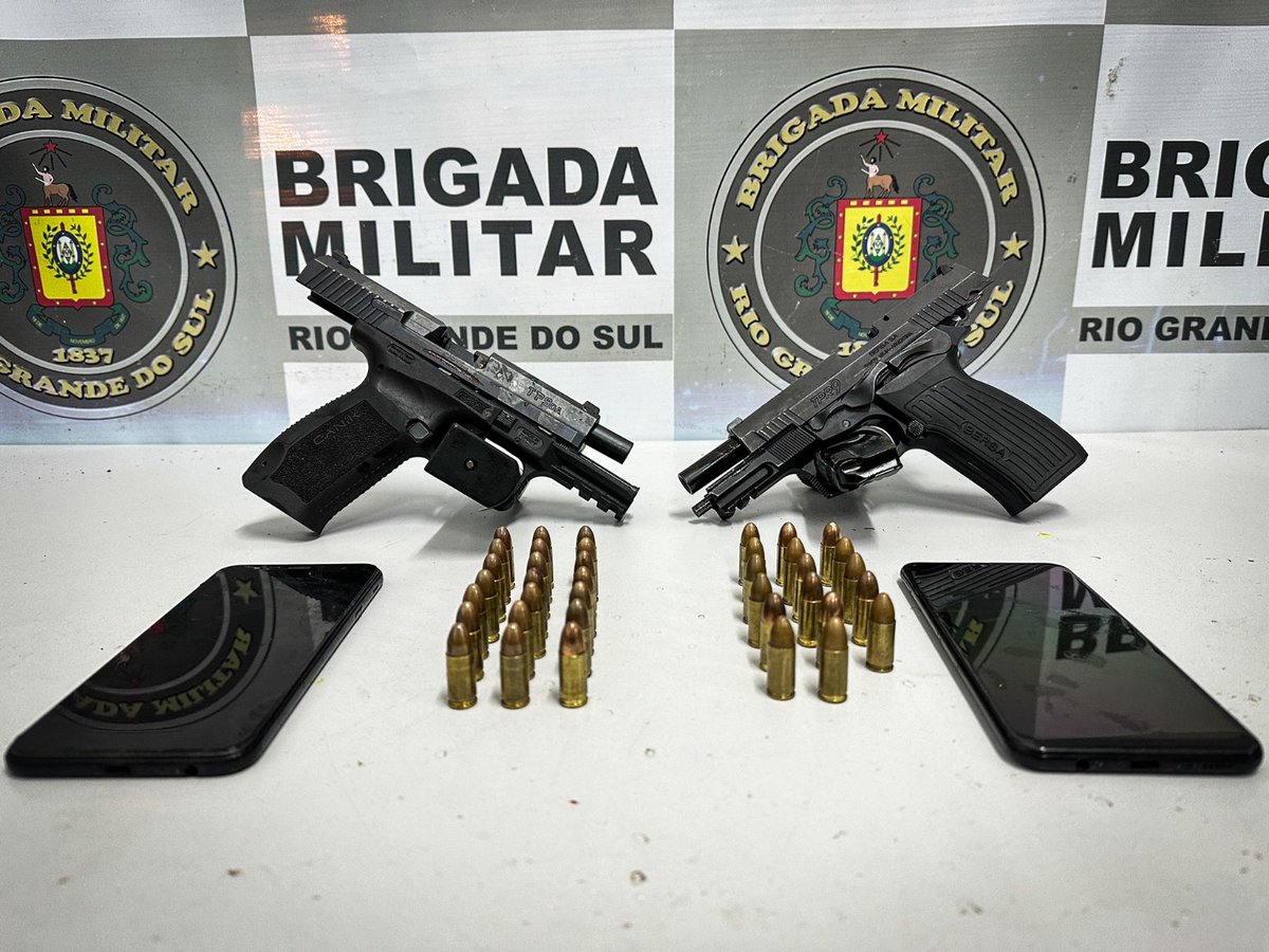 Brigada Militar prende três indivíduos e apreende menor menor por porte ilegal de armas em Caxias do Sul.