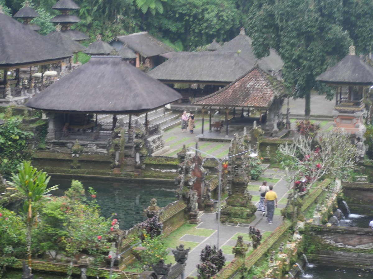 GuideRestos's tweet image. Pura Gunung Kawi Sebatu 🇮🇩, site de sources sacrées