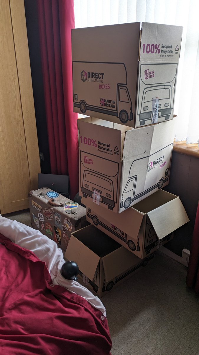 thealso's tweet photo. Moving house sucks...
#InternalScreaming https://t.co/DcCWzcZDU3