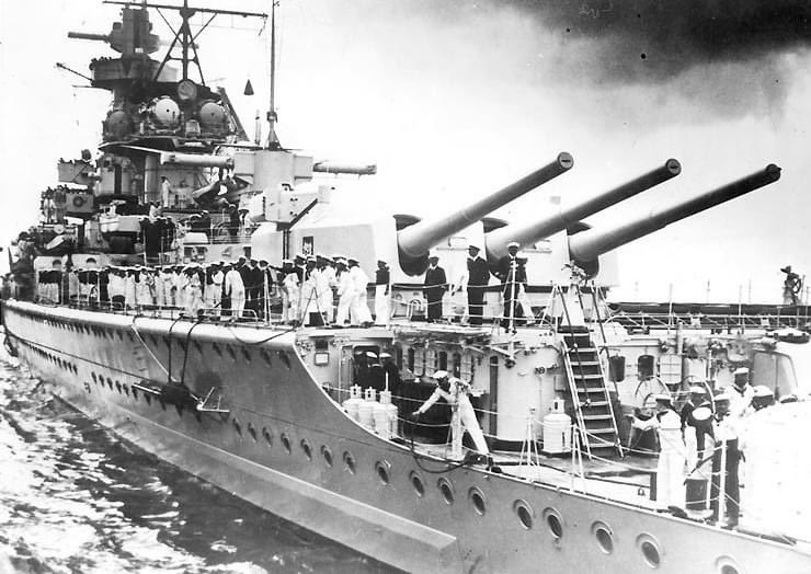 Greman heavy cruiser Admiral Graf Spee in 1939