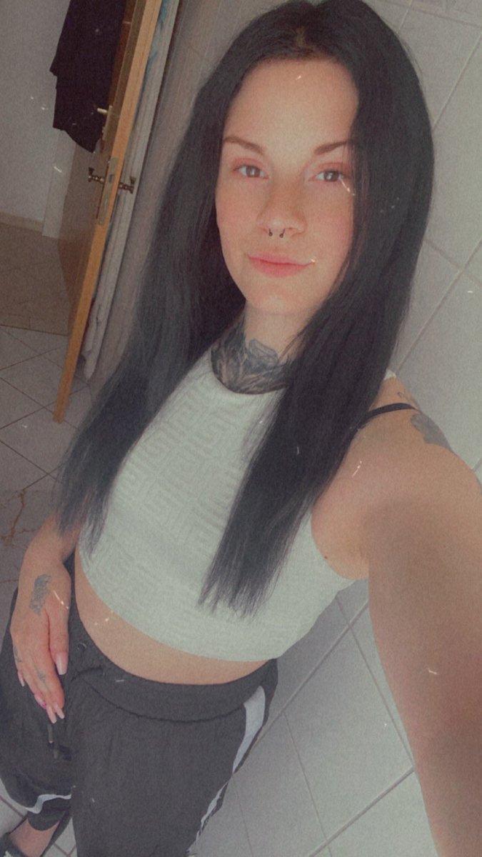 Heute werde ich dein Konto auf null bringen, melde dich und lass mich dein Paypal leerkaufen

#findom #femdom #moneydom #mistress #goddess #geldherrin #paypig #payslave #zahlsklave