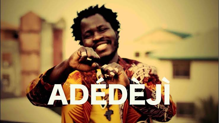 #NP   Ori <a href="/Adedejinfo/">Adedeji Adetayo</a> 

on #TheKazbah981 with <a href="/oluwaseun_ro/">Oluwaseun R. Olusegun</a> 
 
Listen Live: smoothlive.smooth981.fm:8000/smoothlivefm128
❤💙🤍

#Smooth981 #LoveMusic #LoveLife #SmoothFmLagos