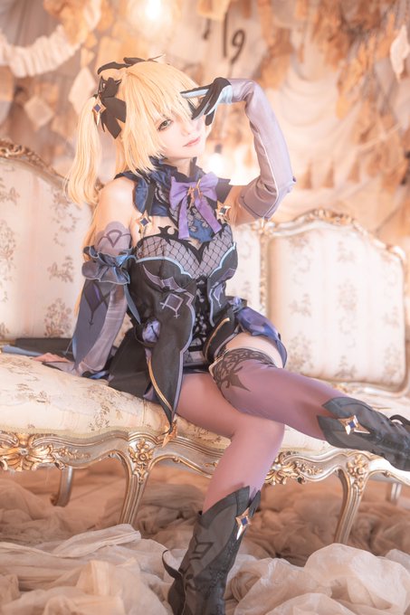 Twitterのコスプレ画像16