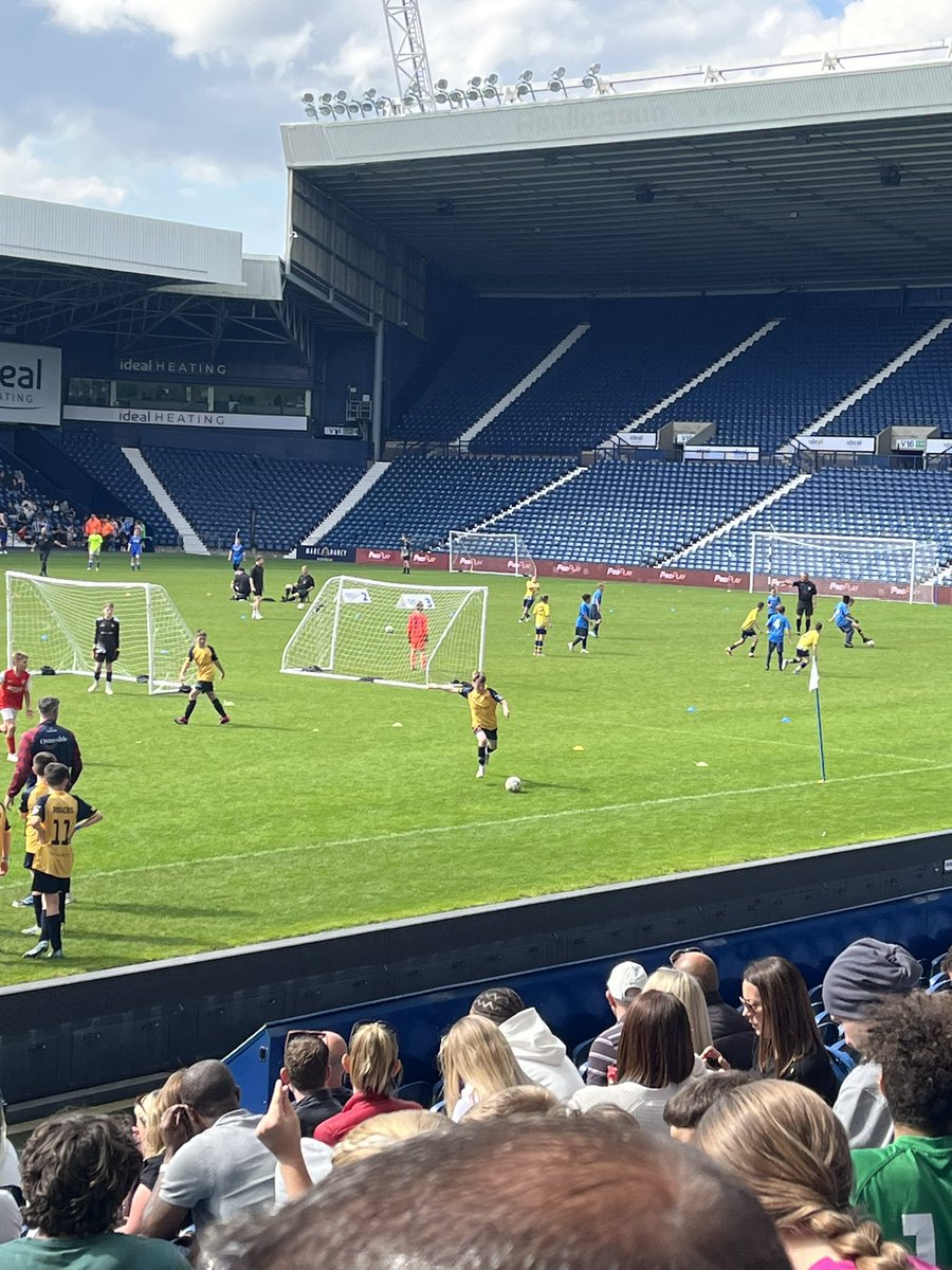 anzrobs's tweet photo. Fantastic experience for Theo and his teammates over the weekend playing at @WBA home ground. Super proud of him ⚽️ @Simrobs5 @YsgolGwenllian https://t.co/wKbALNKFLD