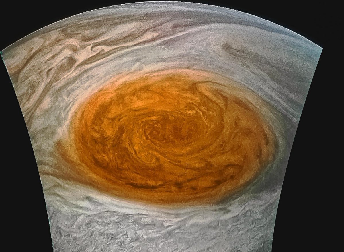 The Great Red Spot (GRS) on Jupiter is a giant anticyclonic storm system that has endured for an estimated period exceeding 350 years. This longevity is attributed to several unique factors associated with Jupiter's atmospheric dynamics. 1/ 👉 jpl.nasa.gov/images/pia2177…