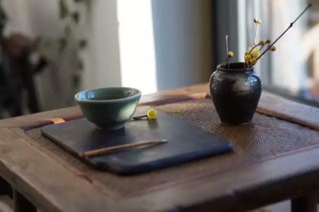 かつて人が言うことを聞いて、追憶は1基の橋で、しかし寂しさの牢に通じます。
