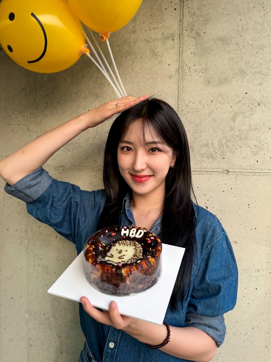 [📷] 은서의 생일을 축하해 주셔서 감사합니다💖 #은서 #EUNSEO #손주연 #SonJuYeon #우주소녀 #WJSN #HAPPY_EUNSEO_DAY #5월은_손주연꺼