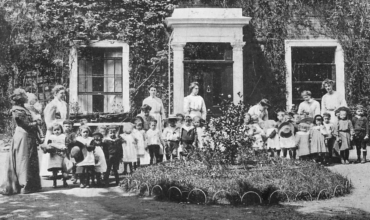 43 Acacia Road in 1907 - a photograph of the Sesame House for Home-Life Learning offering a Froebel Kindergarten and training for women in the educational movement.