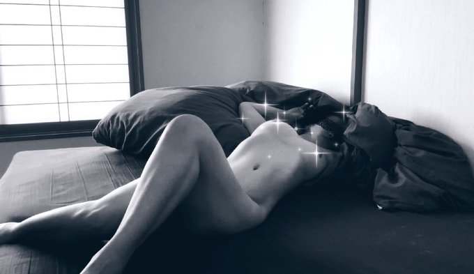 湿度が高くなってきましたね&hellip; 汗がまわりついてる https://t.co/XEI7Bd5xxS