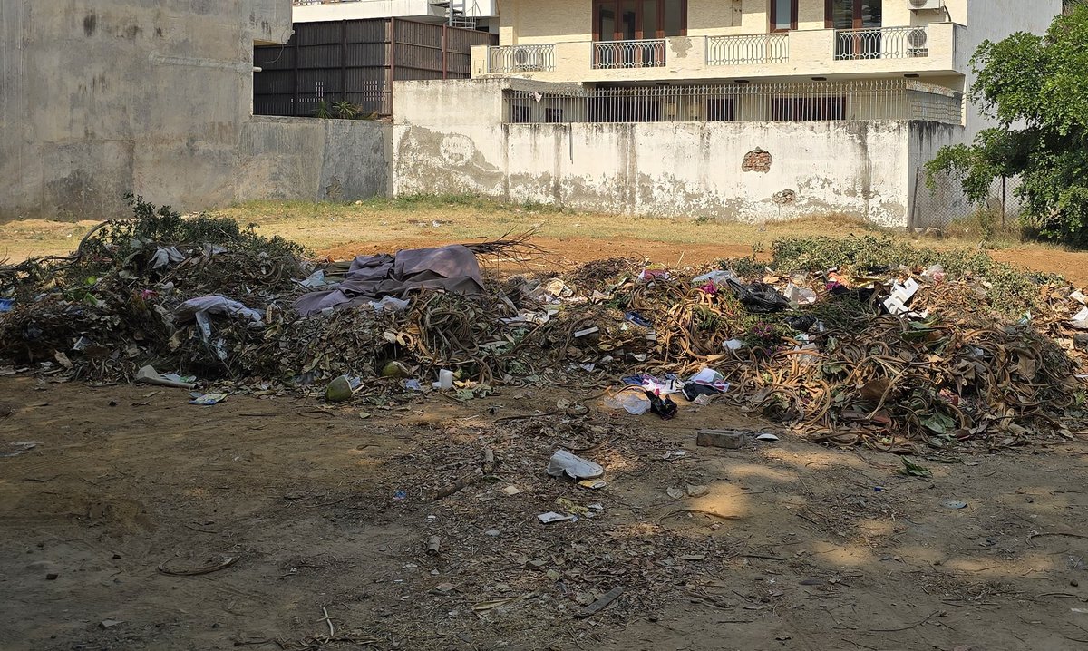 mukulswaroop's tweet photo. @MunCorpGurugram https://t.co/KHcM6Gqmsl