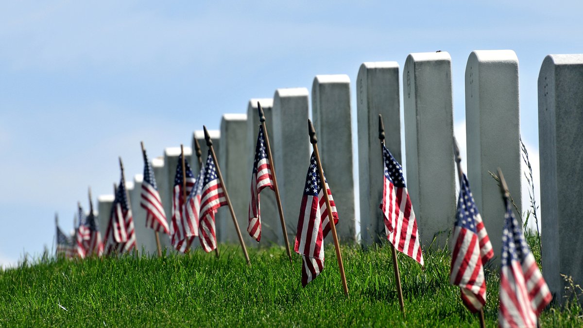 This Memorial Day, Arapahoe County honors and recognizes those who made the ultimate sacrifice in service to our country. As we honor the fallen, we remain committed to serving veterans. Learn more at arapahoeco.gov/veterans.