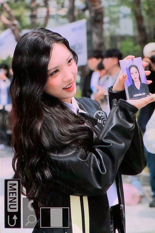 sullinfeed's tweet photo. oh she know she got the best pic

#S22 #설린 #Sullin #tripleS #트리플에스 #トリプルS https://t.co/6rpUFnf9G6
