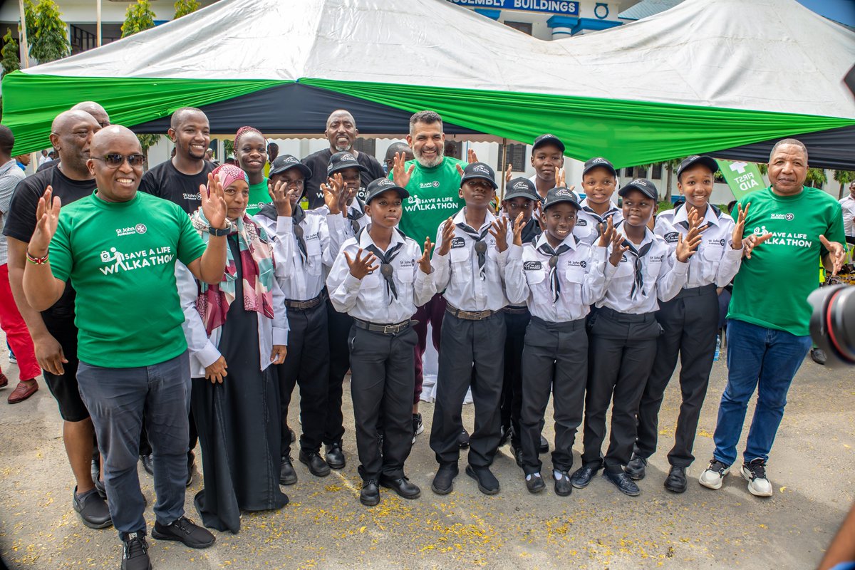 StJohnKenya's tweet photo. Thank you Mombasa Governor, who is also the St John Mombasa Patron @A_S_Nassir for attending and supporting the #SaveALifeWalkathon Mombasa edition. We value the County's contribution towards disaster response and life-saving programs with St John Ambulance Kenya. https://t.co/0vjrMMgjZC