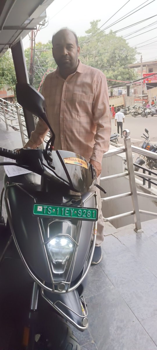 @atherenergy @tarunsmehta  @RaamAther #srinagarcolony
I have visited Srinagar service centre recently the staff was polite and solved all my issues including my battery issue iam very much satisfied with the service team