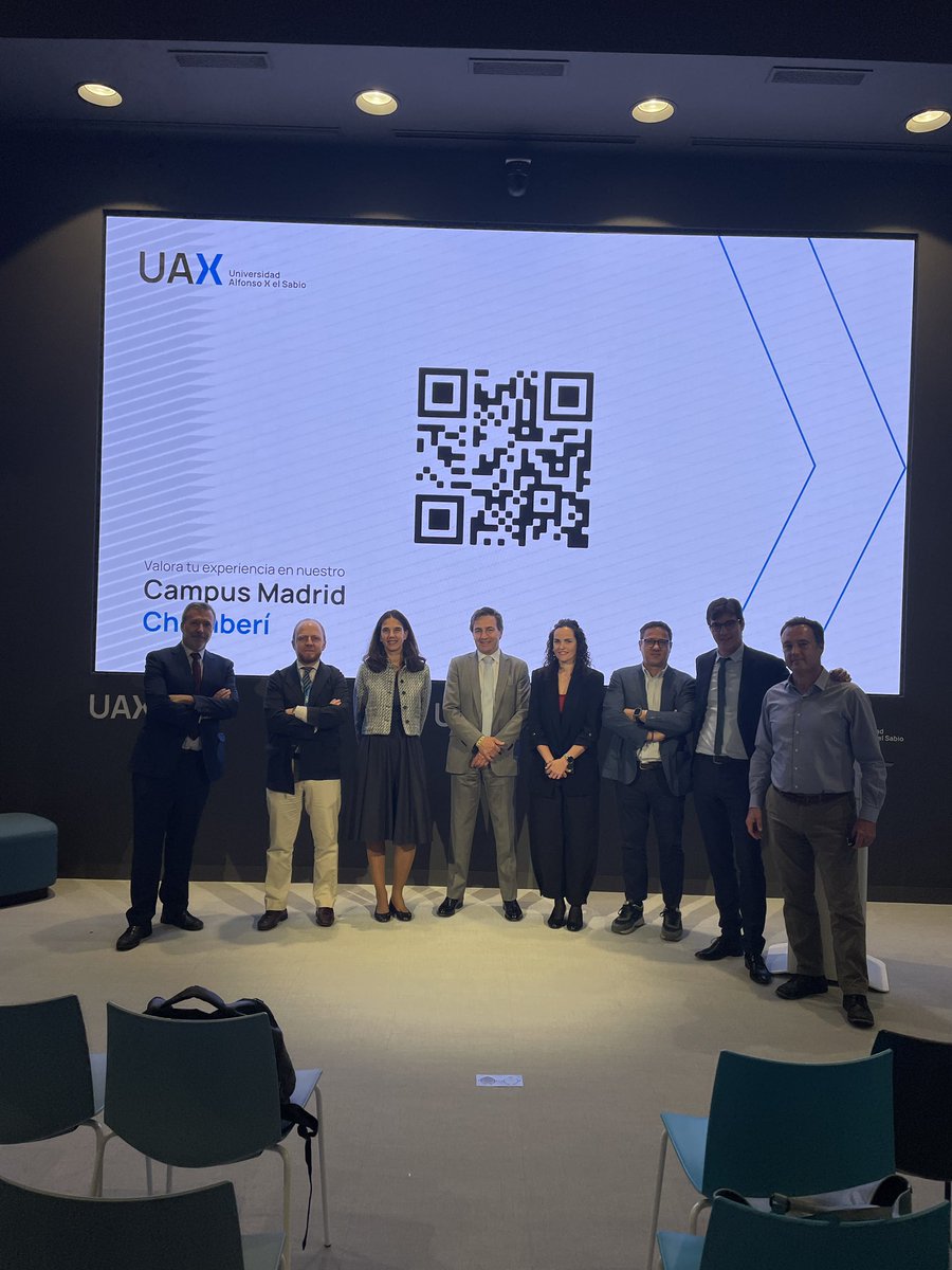 uaxuniversidad's tweet photo. Hoy en nuestro campus #UAX Business&amp;Tech en Chamberí hemos acogido una enriquecedora jornada técnica sobre l rehabilitación del firme en la M-50 de Madrid junto #SEITT y @PADECASA 🚧🛣️ ¡Gracias a todos los ponentes y asistentes por esta increíble jornada! 🙌🏻 https://t.co/x5dYsrWy5F