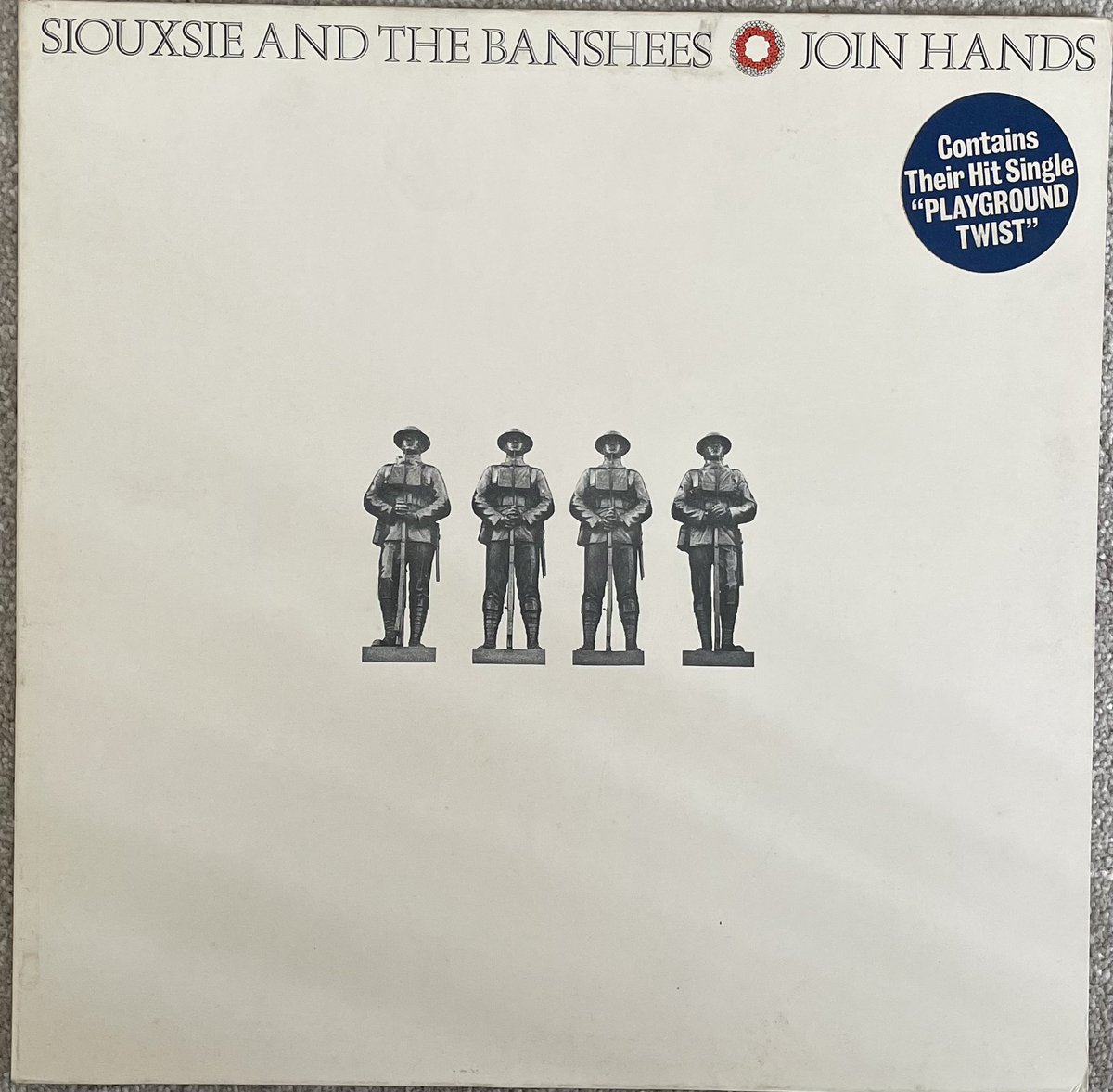 Randomly wondered how many Banshees albums I could play consecutively in one BH Monday on Siouxsie's birthday so started at the beginning and just working my way through 😁🖤 #1 #2 #SiouxsieAndTheBanshees @NewWaveAndPunk @phatalstu @Schnitzel63 @FatOldAnarchist