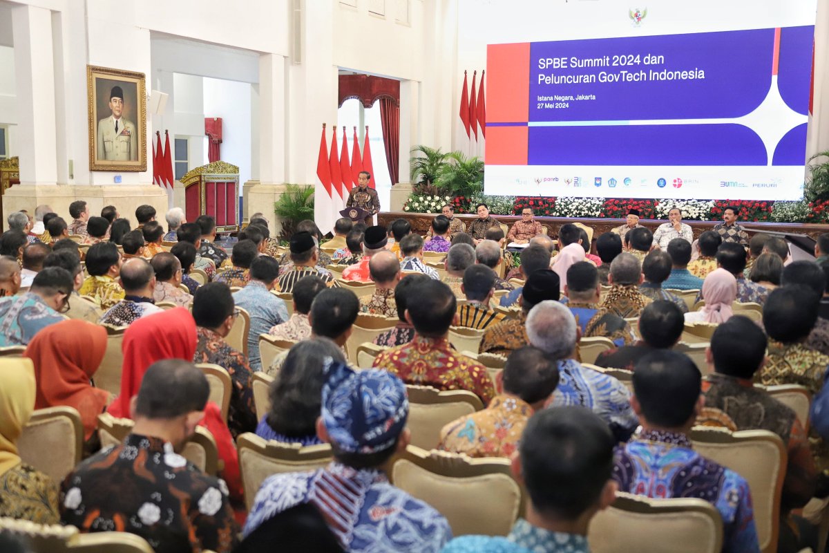 ina_digital's tweet photo. INA Digital adalah bagian dari PERURI yang berperan sebagai Penyelenggara Keterpaduan Ekosistem Layanan Digital Pemerintah Indonesia dan menjadi akselerator transformasi layanan digital pemerintah, mewujudkan layanan publik yang lebih berkualitas, terpercaya, dan efisien. https://t.co/uSAGYwrYGM