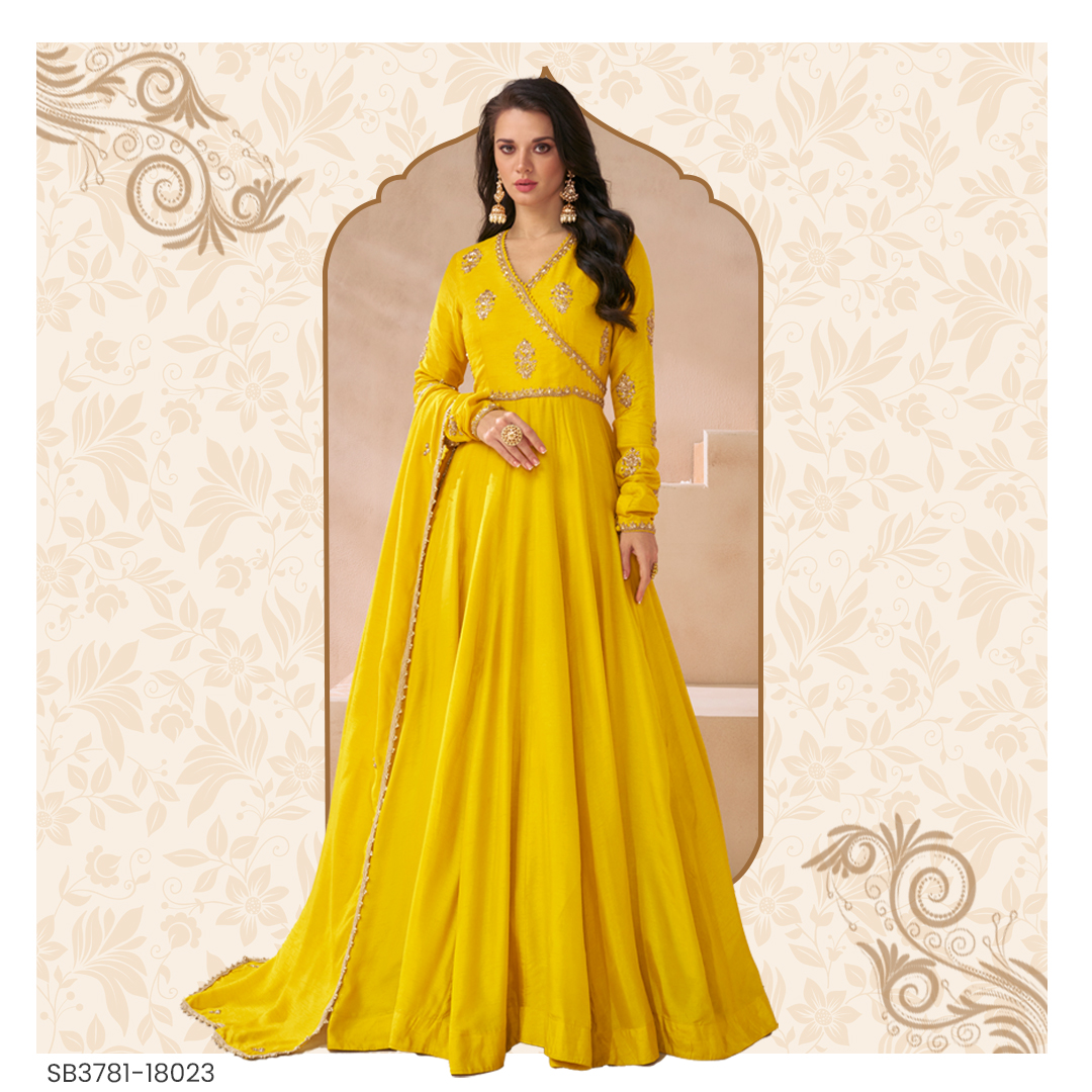 SareesBazaar's tweet photo. Elevate your style with SareesBazaar's Silk Gown Set at 40% off! 

Shop Now:- https://t.co/eHYNimkXuh

#sareesbazaar #Gown #GownWithDupatta #gowns #indianwear #fashiontrend #ootd #dresses #MemorialDay #MonacoGP #onlineshopping https://t.co/eujJQDzvn6