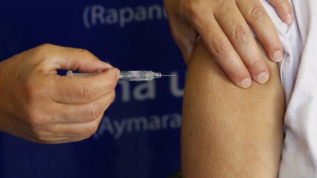 Influenza: Ñuble dice que ha vacunado al 72% de la población de riesgo, 'primer lugar a nivel nacional' #CooperativaContigo tinyurl.com/2yjzwsk2