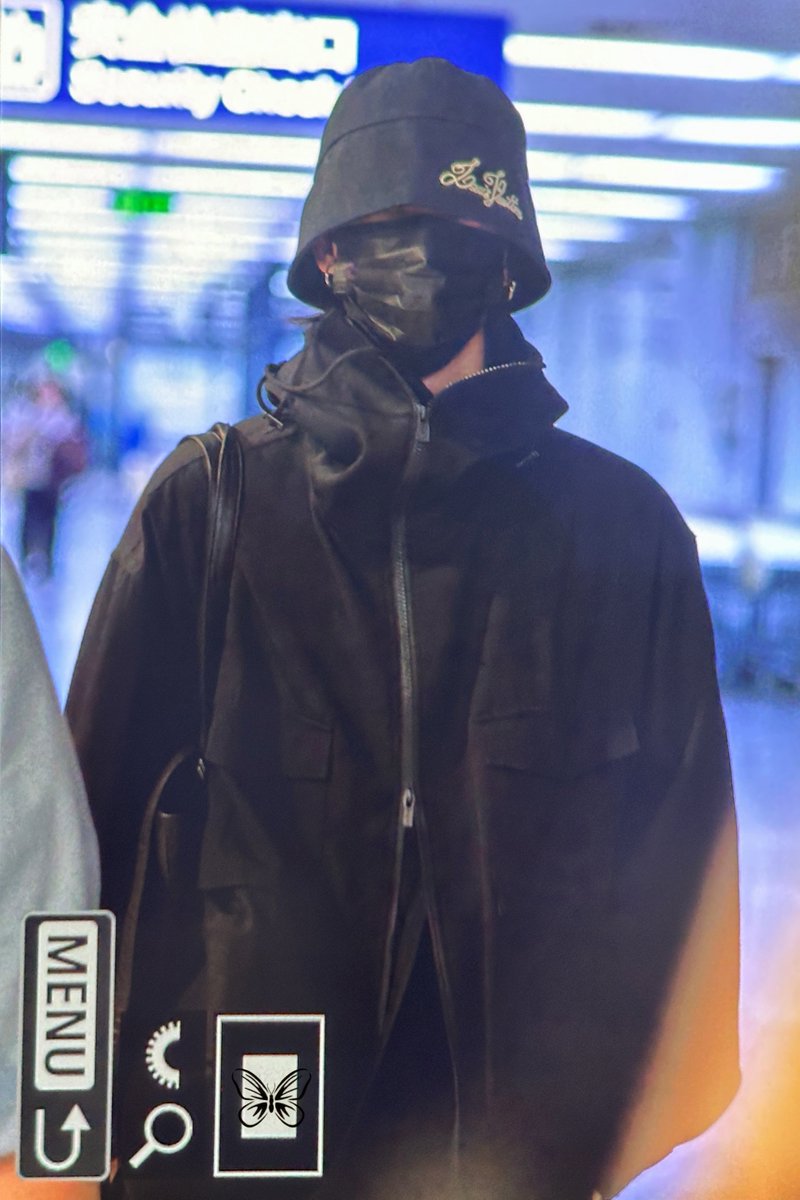 240527
PEK🛫

#THE8 #디에잇 #徐明浩 
#SEVENTEEN #세븐틴