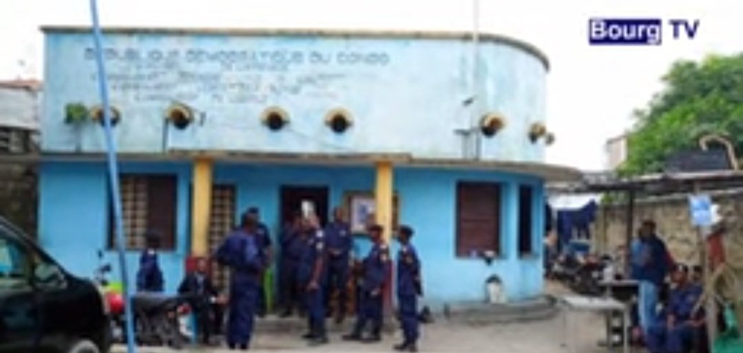 Le probleme d 'insecurité ce le sous-ciat qu il se trouve a chaque quartier, il faut commencer a allevé tous le renvoyer au commune .