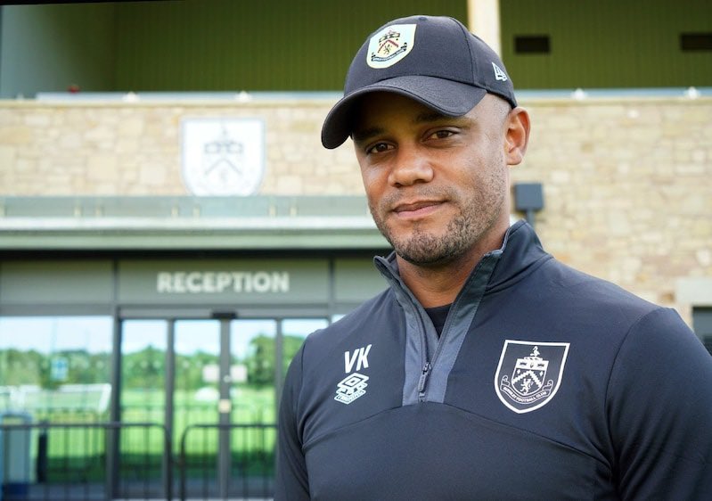 Max Eberl is convinced of Vincent Kompany because he has been observing him for some time. Eberl says that Burnley's relegation was also due to the fact that Burnley doesn’t have Premier League quality players in their squad. [@BILD]