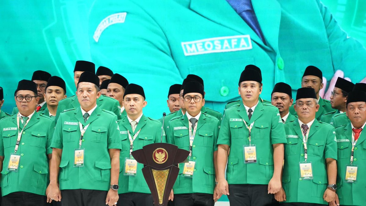 Alhamdulillah, Pengurus Pimpinan Pusat Gerakan Pemuda Ansor Masa Khidmat 2024-2029 resmi dilantik dan disahkan oleh Pengurus Besar Nahdlatul Ulama (PBNU), serta disaksikan langsung oleh Presiden Jokowi.

Semoga amanah yang dibebankan, dijalankan penuh tanggung jawab dan penuh