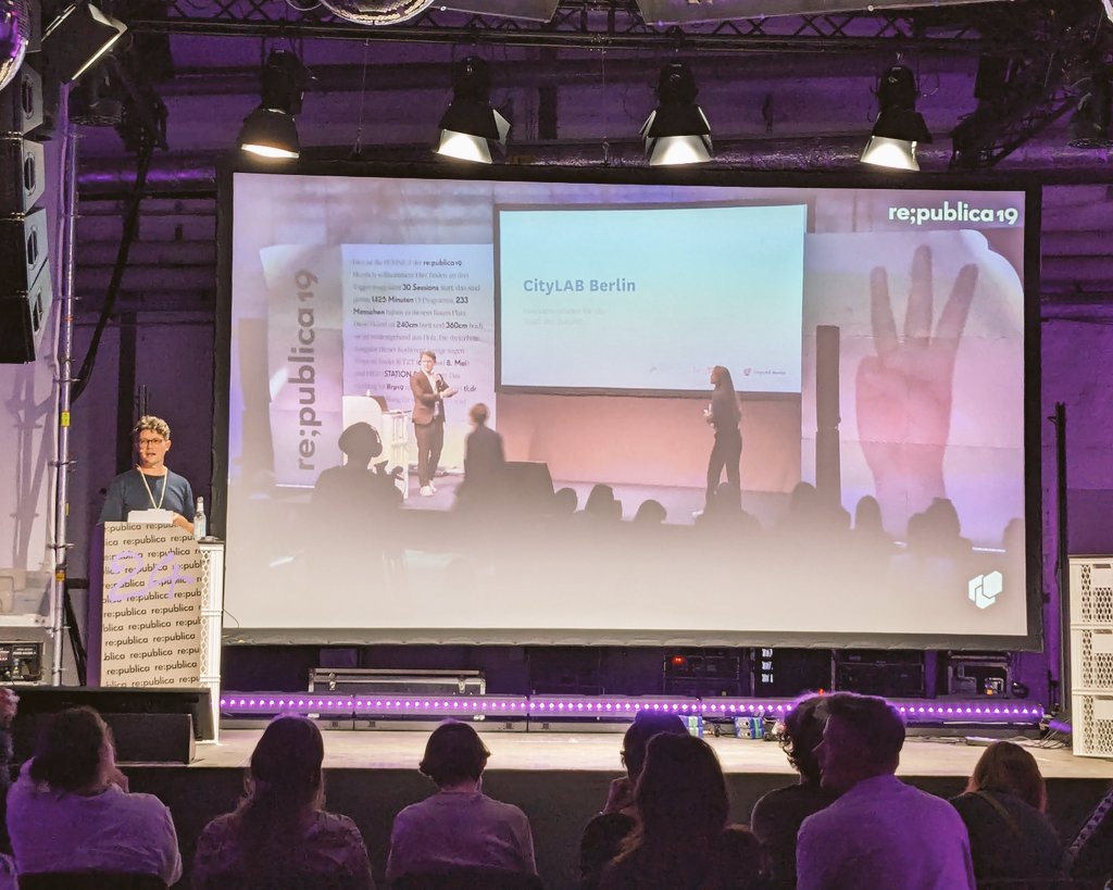 Sebastian Hoos tweet media