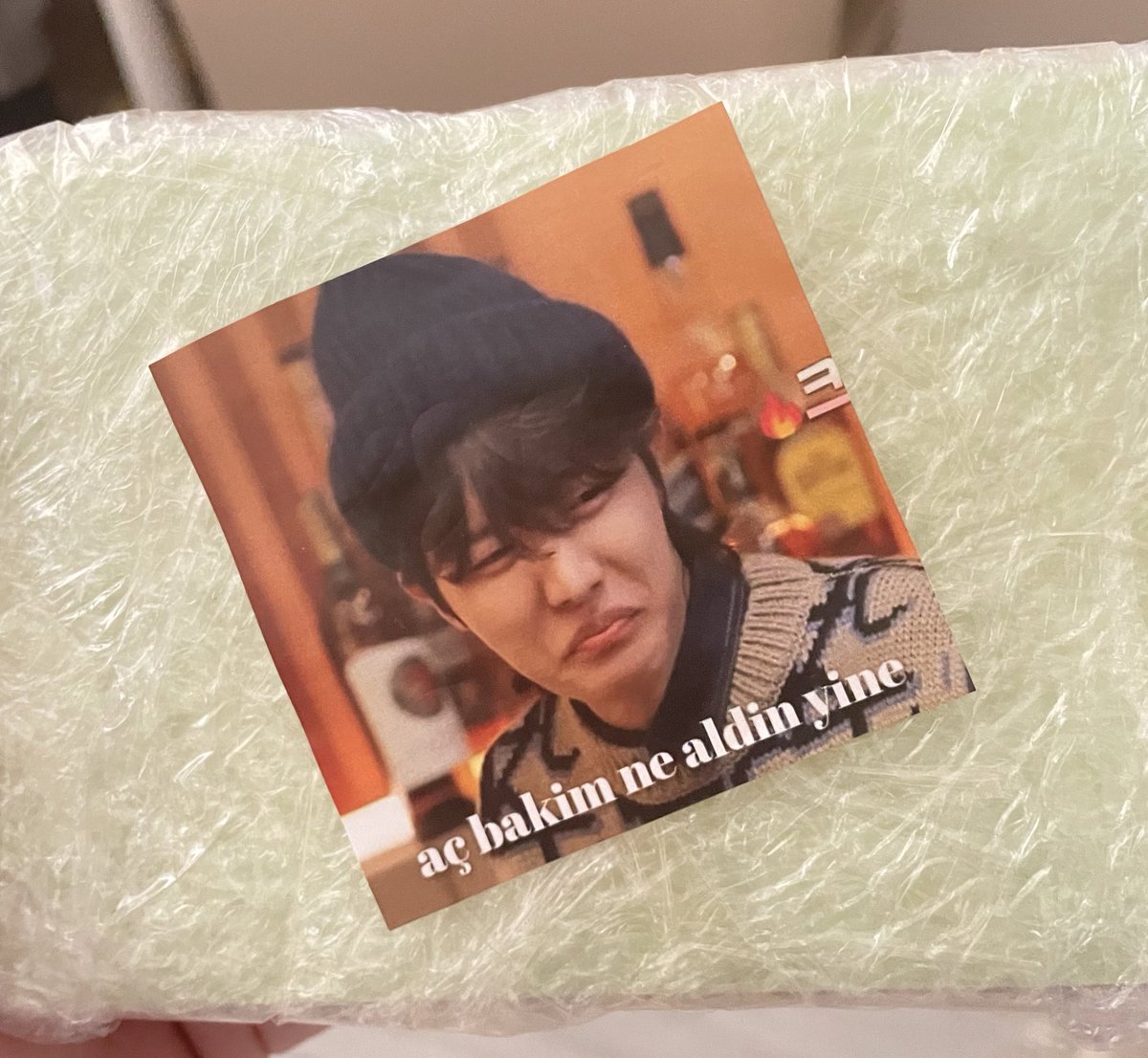 blabla1438's tweet photo. Aşk karım bana pc yollamış ama kendini yollamamış... hobimi alnıma yapıstırarak maılı açtım saol balitomm 🩷✨🩷✨🩷 #milesmails @lexvanie https://t.co/nDY0Gjoeus