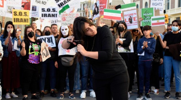 #Mahsa_Amini #WomanLifeFreedom  #IranRevolution22 #Kurdistan #Belochistan #KurdistanProtests  #StopBaluchGenocide #زن_زندگی_آزادی
#nochadorinognidove
#IranRevolution 
#IranianWomen 
#irangirl #Iran #OpIran