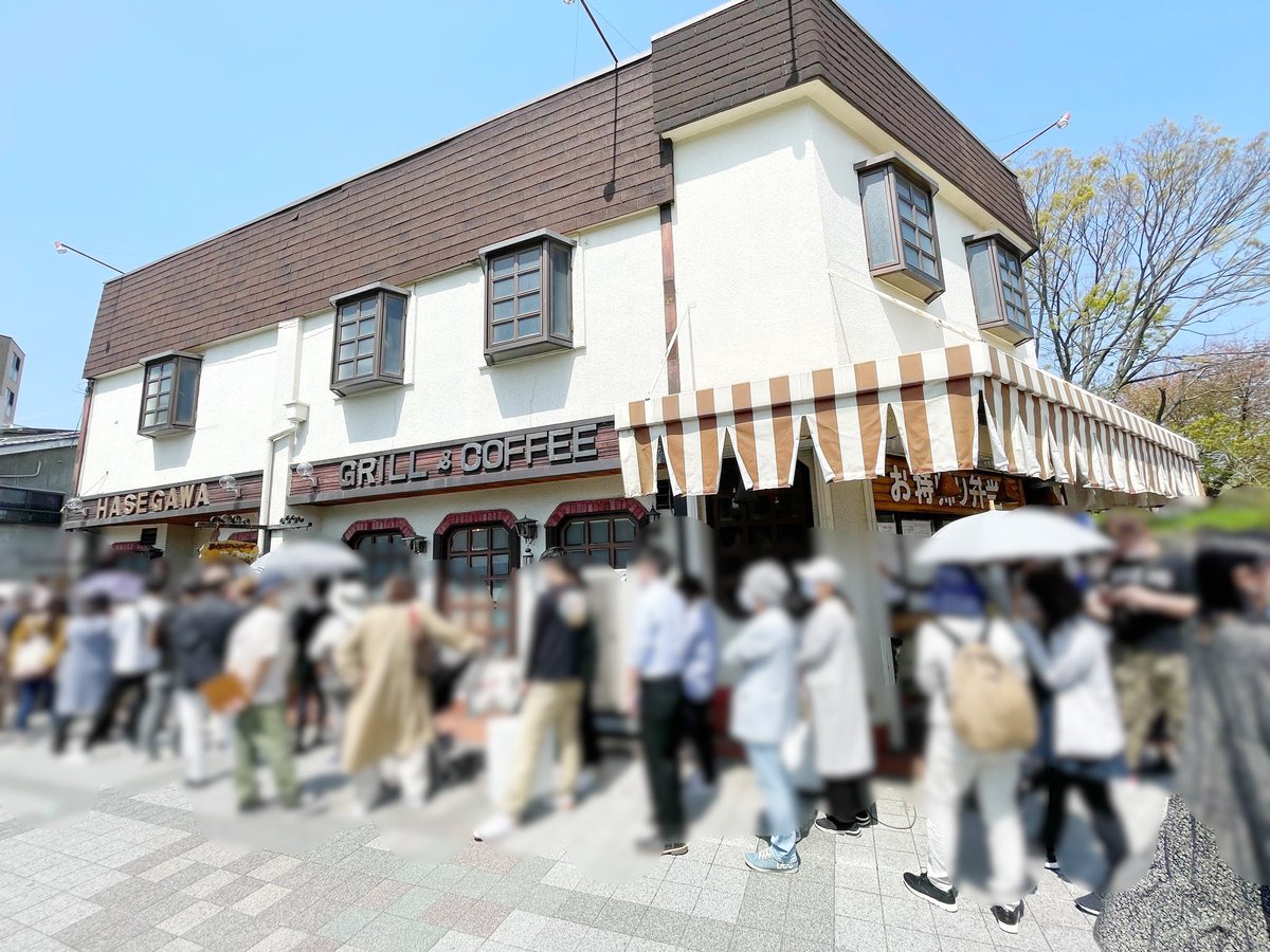 京都・北大路の行列が絶えない老舗洋食屋ですが…『グリルはせがわ』京都でハンバーグを語る上では外せない、賀茂川沿いのミシュランビブグルマン獲得店！肉厚ハンバーグと大きなエビフライのAミックス¥1,870。昔ながらのオムライス¥1,100。食べログ洋食百名店2022。レトロ空間で味わう大人気の洋食…
