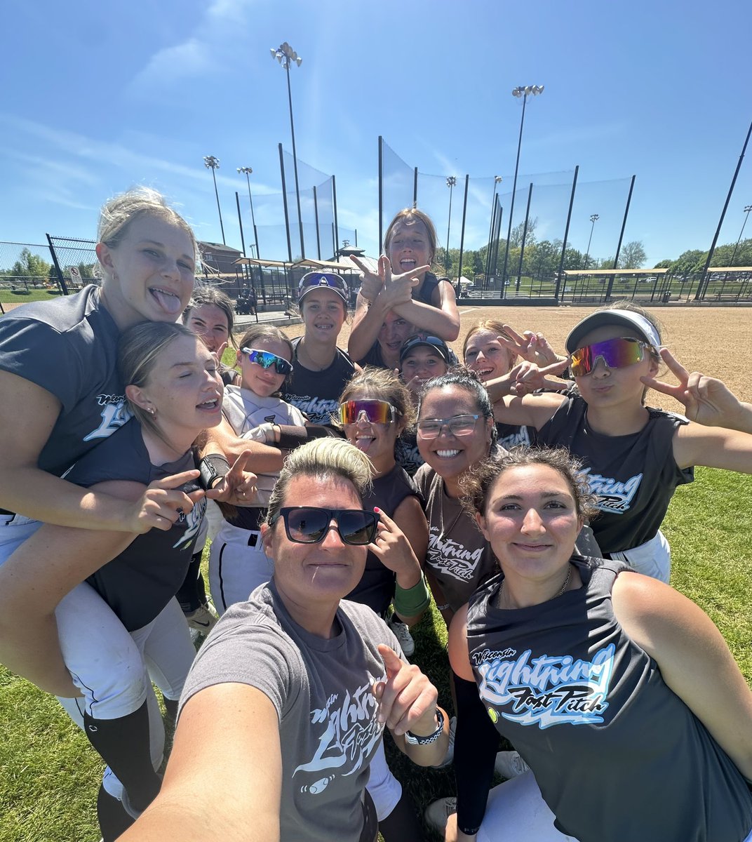 Wisconsin Lightning 09 tweet media