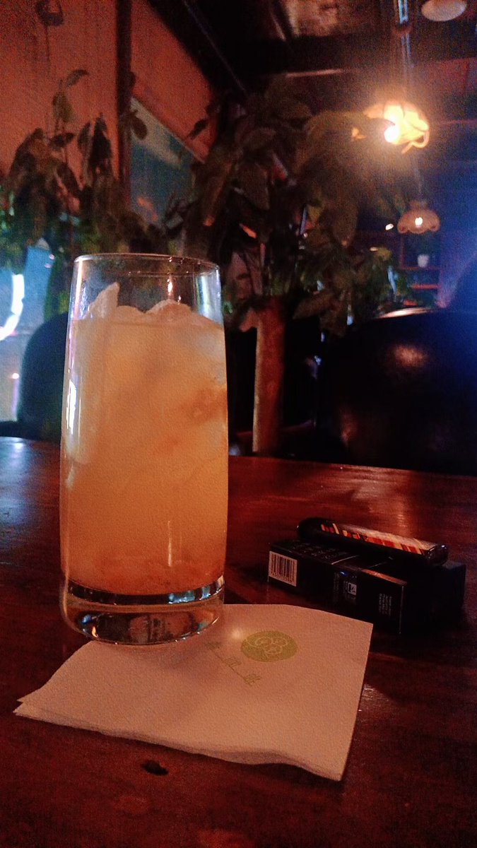 0851，换个位置发呆。