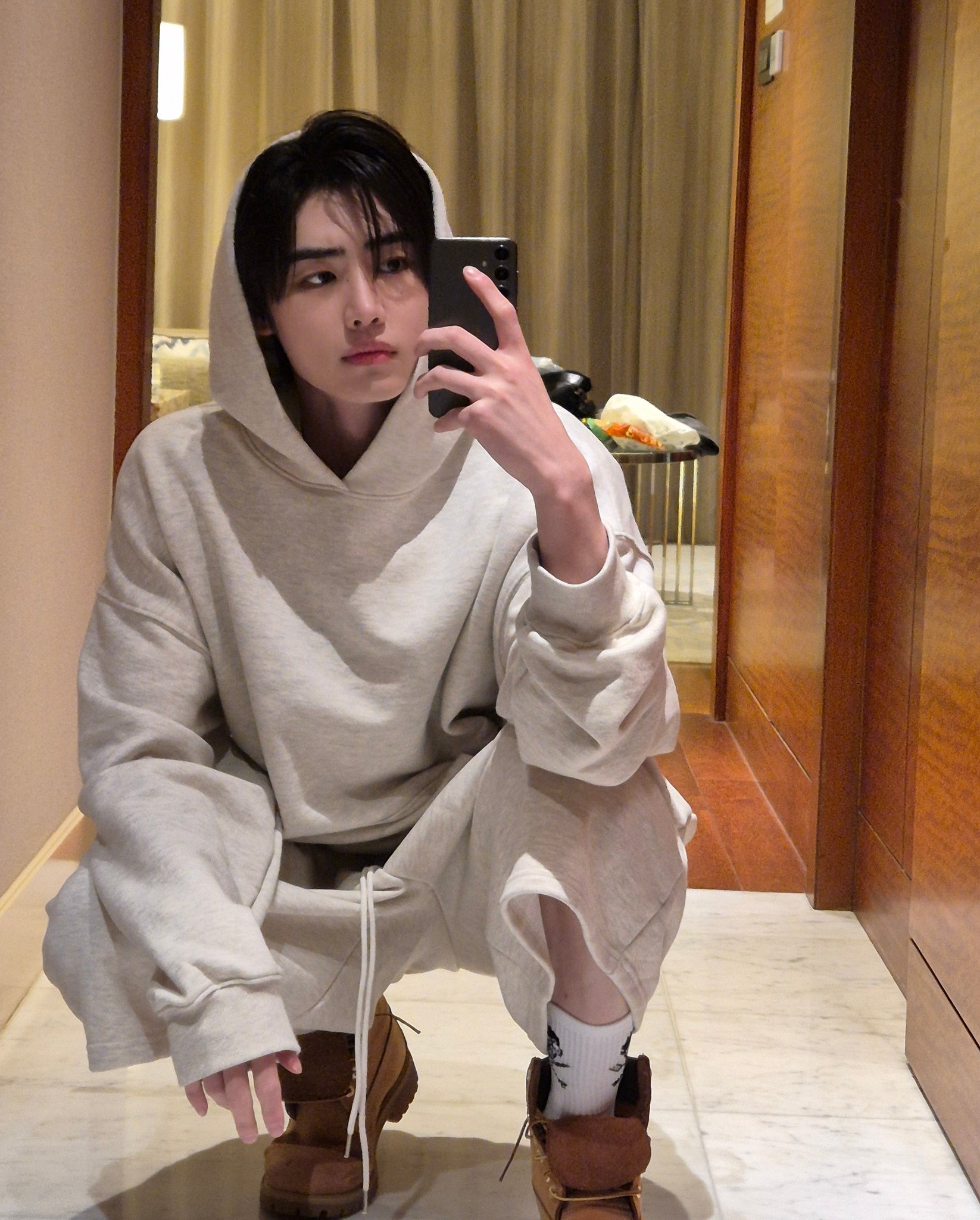 [ATTENTIONROW] Edition2. SOFT ESSENTIAL SET UP HOODIE/追跡付 MUSINSA | ATTENTIONROW Edition2. Soft Essential Setup Hoodie