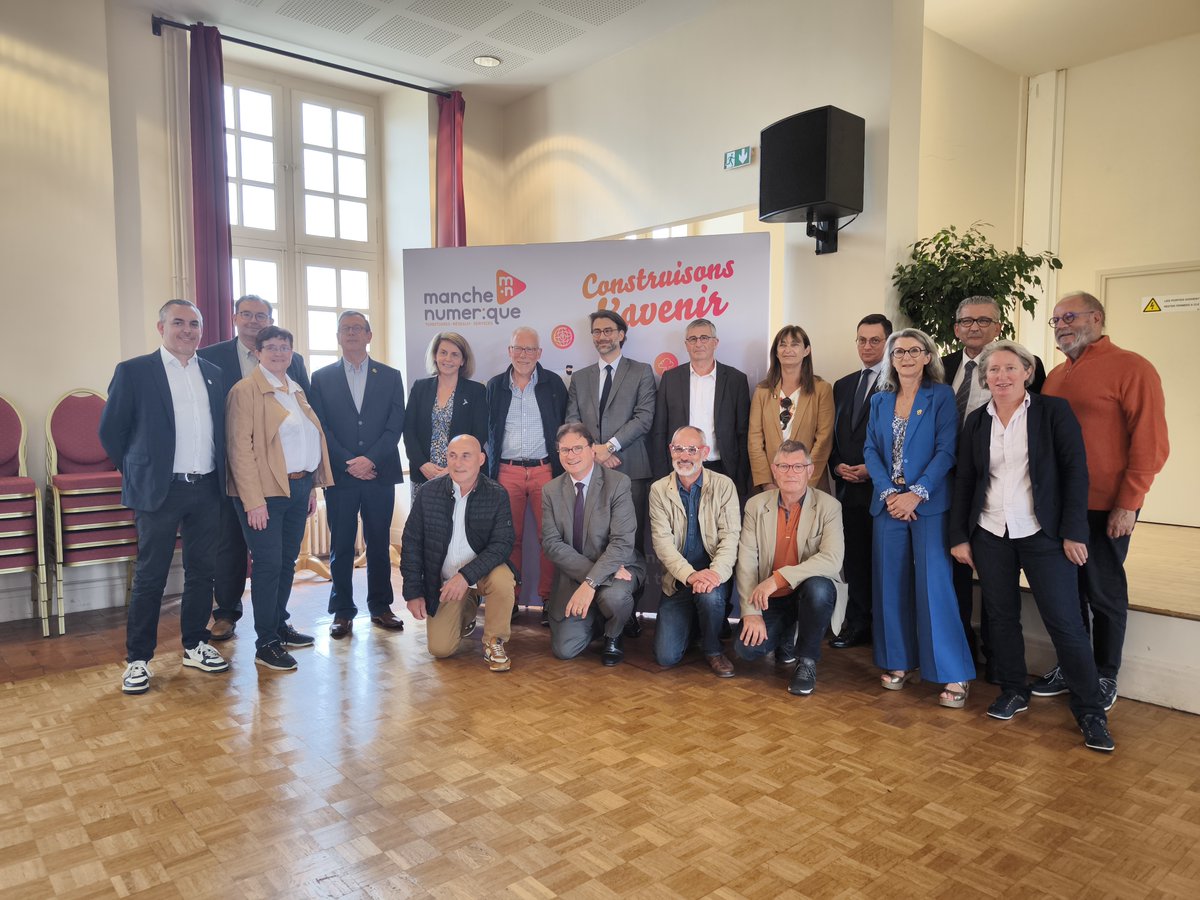 Le 57e et dernier Nœud de Raccordement Optique #NRO du réseau fibre été inauguré à #TorignyLesVilles. Cet événement marque le début d’une nouvelle phase de travaux, visant à acheminer la fibre optique jusqu’aux seuils de chaque foyer.