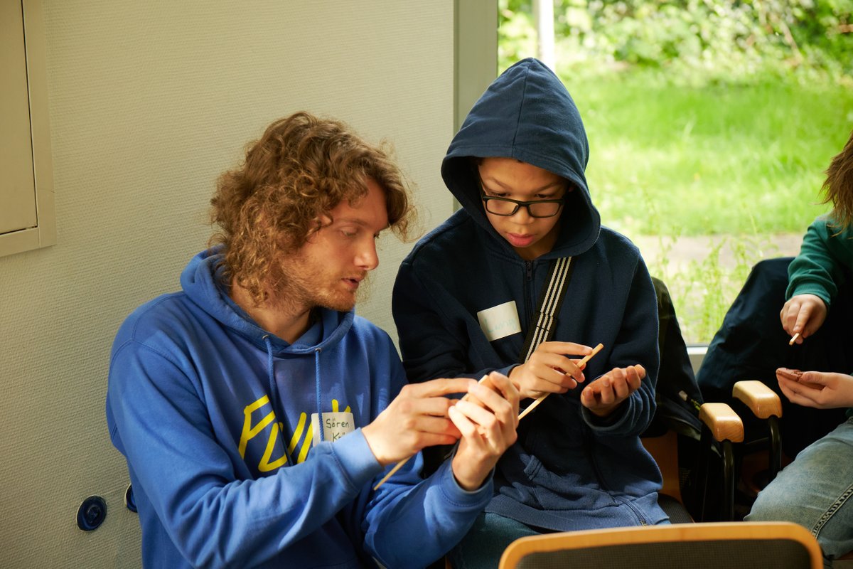 Science City Day (@ndwhh) on Twitter photo Jahrtausend alte Texte entschlüsseln: Im Exzellenzcluster „Understanding Written Artefacts“ der <a href="/unihh/">Universität Hamburg</a> wird zu Keilschriftartefakten geforscht. Wie das geht, fragt ihr euch? Erfahrt es beim Science City Day am 1.6 von 11 bis 19 Uhr! Zum Programm: sciencecityday.de Jahrtausend alte Texte entschlüsseln: Im Exzellenzcluster „Understanding Written Artefacts“ der <a href="/unihh/">Universität Hamburg</a> wird zu Keilschriftartefakten geforscht. Wie das geht, fragt ihr euch? Erfahrt es beim Science City Day am 1.6 von 11 bis 19 Uhr! Zum Programm: sciencecityday.de