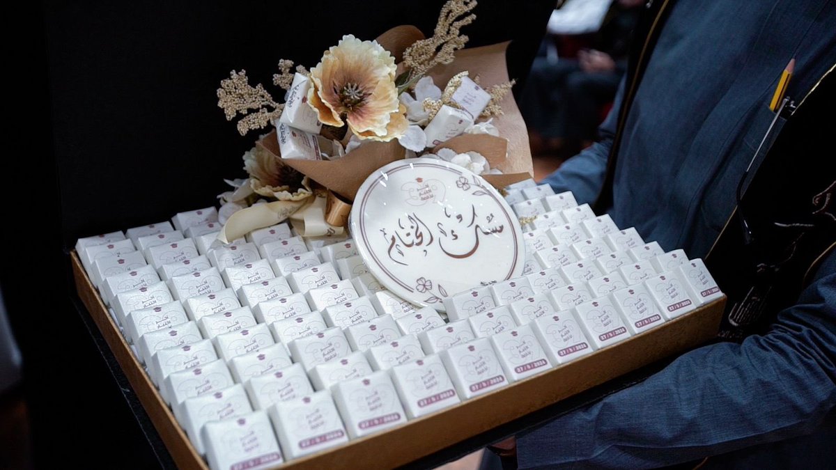 كلية الطب tweet media