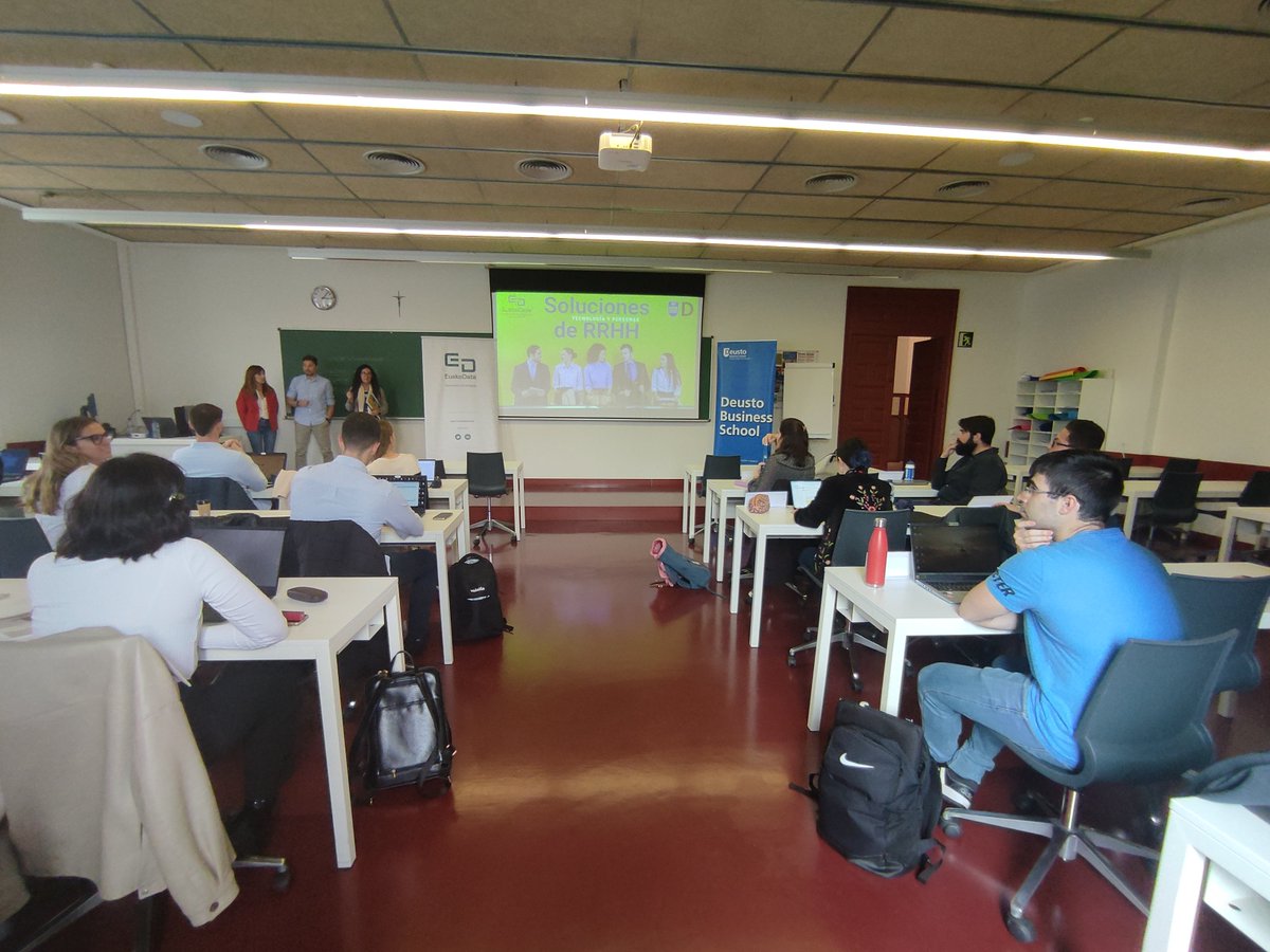 EuskoData_SA's tweet photo. 🧑💻 Empezamos la #formación de la herramienta de #RRHH #a3innuva nómina en @deusto Bilbao con la presentación de @guilleft_svq y la parte práctica con Tania #EquipoEuskoData
Vamos 💪🚀 https://t.co/Yf2XkAW9qD