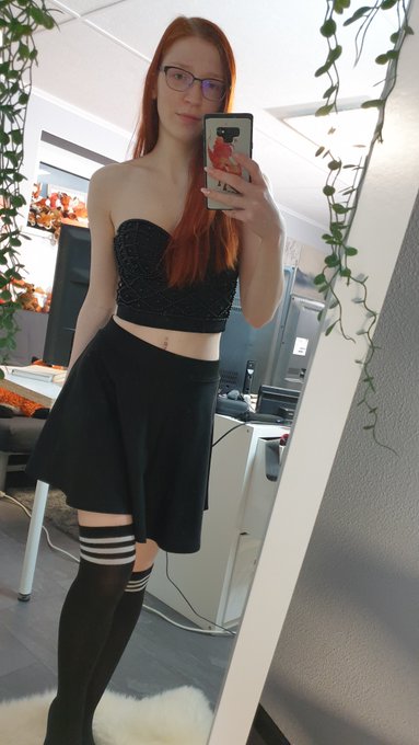 Ein positiver Gedanke am Montag kann eine ganze Woche ver&auml;ndern.  Sch&ouml;nen Wochenstart! https://t.co/