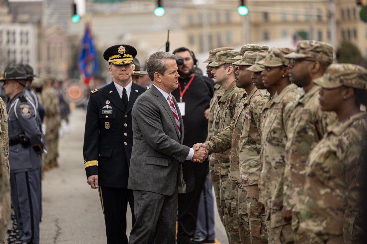 On this #MemorialDay, we remember the heroes, and their families, who paid the ultimate sacrifice for our freedoms. Today - and every day - let’s give thanks for their bravery and selfless service.