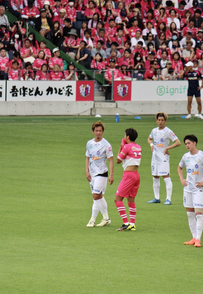 2024.05.26
セレッソ大阪×サンフレッチェ広島

清武選手が塩谷選手と何話してたのか気になる

#セレッソ大阪　#フォトサポ