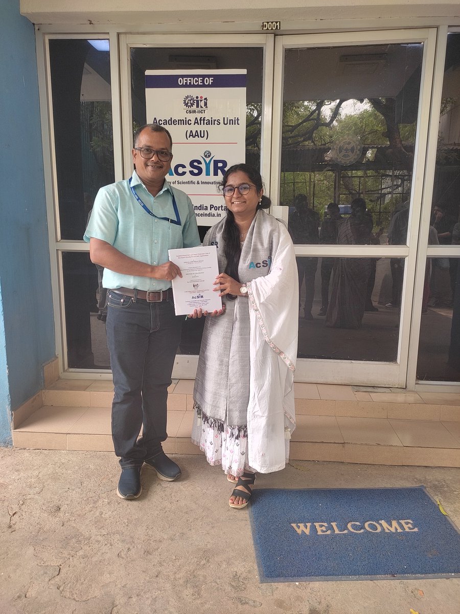 Ms. Holey Snehal Ashokrao (Enrolment No. 10CC20J18039) worked with Dr. Rati Ranjan Nayak, CSIR-IICT has successfully defended her viva-voce examination for the award of Ph.D Degree on May 27, 2024. @CSIR_IND @DrNKalaiselvi @CSIR_NIScPR @AcSIR_India