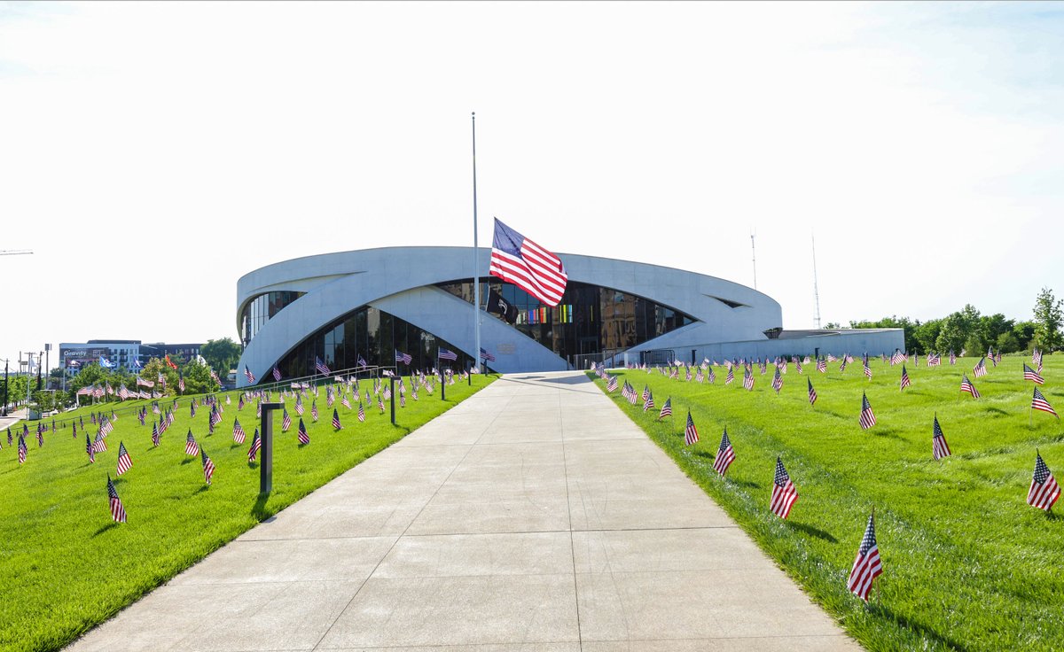 Today and every day, we remember those who gave their lives for our freedoms. Join us in honoring their legacy and the families, friends and loved ones they left behind. #MemorialDay
